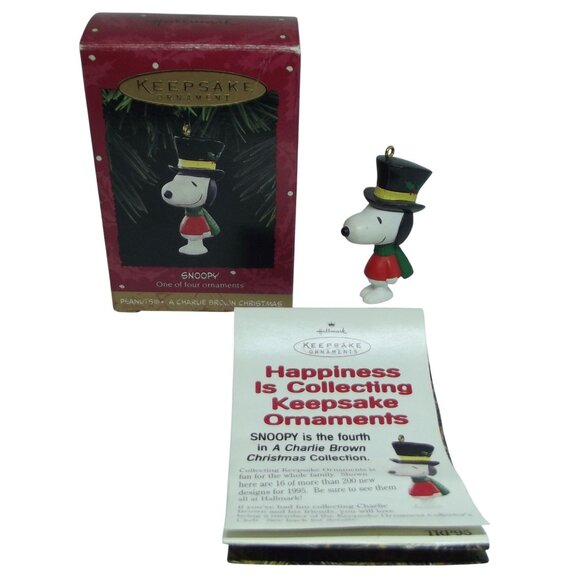 Hallmark Keepsake Ornament 1995 Snoopy wearing black top hat Peanuts - Picture 1 of 9